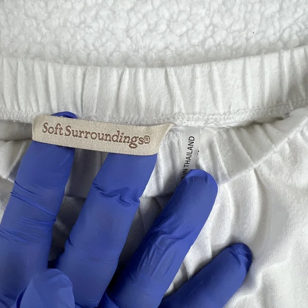 Soft Surroundings Womens S Newport Beach Pants White Wood Buttons Crop Wide Leg - Picture 11 of 13